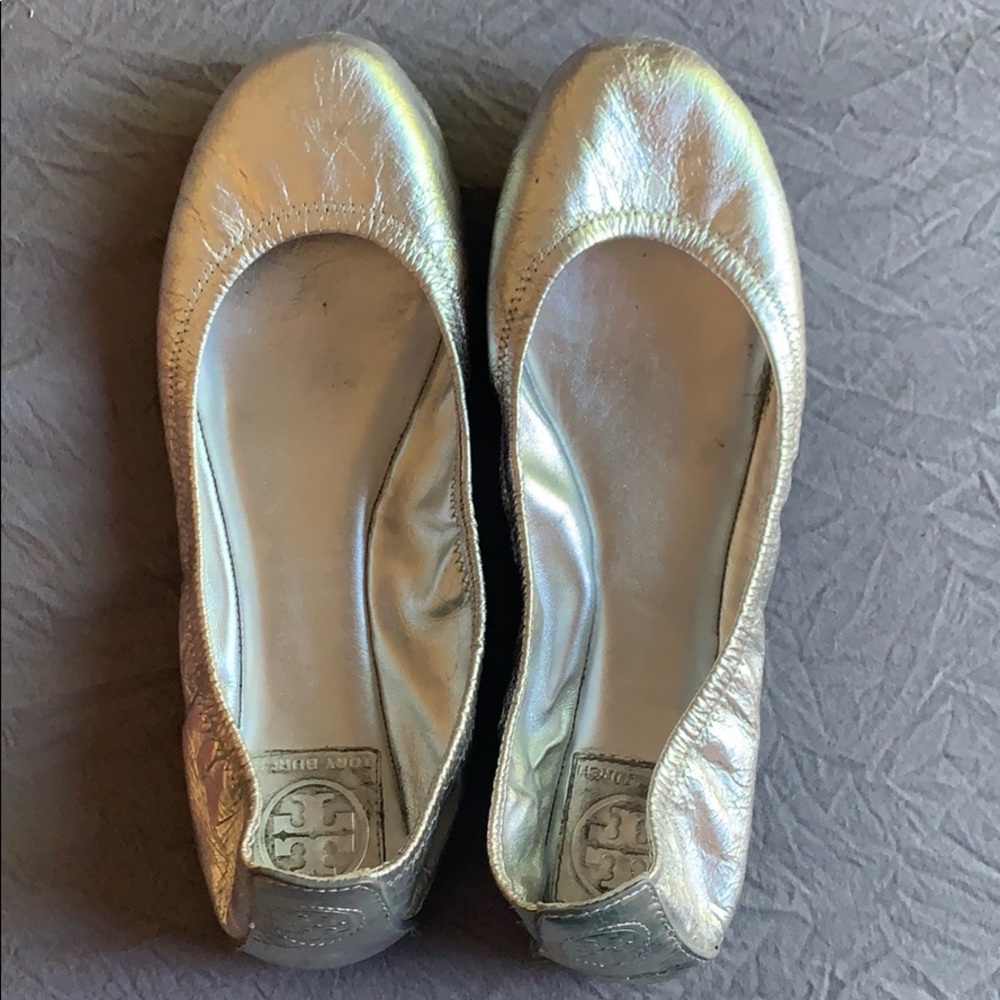 Tory Burch Eddie Silver Flats